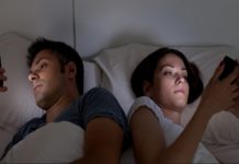 Prva aktivnost posle buđenja – Facebook i druge društvene mreže