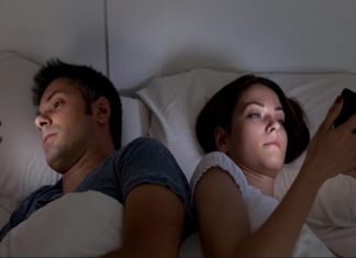 Prva aktivnost posle buđenja – Facebook i druge društvene mreže