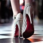 Evo zašto je potrebno da se izuvate u kući!