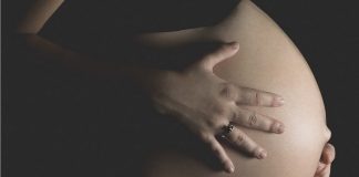 Srbija uvodi surogat-majke
