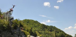 22 skokovi u vodu „Memorijal Pajo Potežica“ u Lučicama