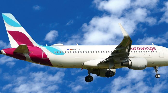Od aprila 2019. Lufthansa uvodi direktne letove iz Frankfurta i Minhena za Tivat