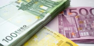 Do posla teško bez političkih/veza ili evra