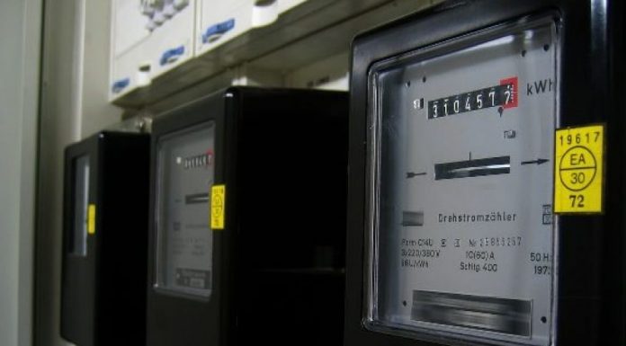 Struja skuplja osam, gas za 10 odsto