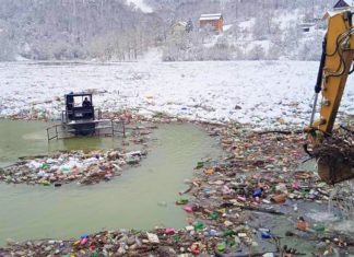 Počelo čišćenje Potpećkog jezera