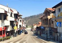 Tržni centri i ugostiteljski objekti ostaju zaključani