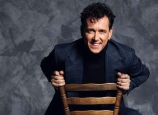 Dženan obradio popularnu pesmu “Slušaj majko moju pjesmu”