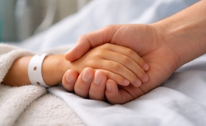 roditelj negovatelj Roditelj-negovatelj: Od 1. oktobra naknada 65.000 dinara